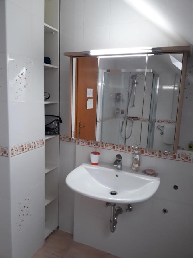 B&B Cerne Polhov Gradec Exteriör bild